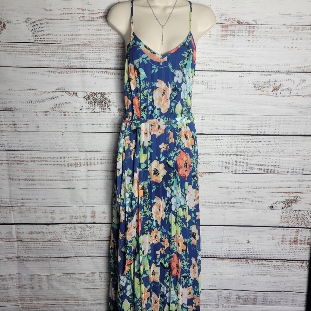 B Darlin Pleated Floral Maxi Dress with Tie - Picture 1 of 9